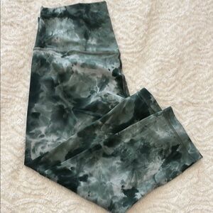Lululemon Cropped Leggings